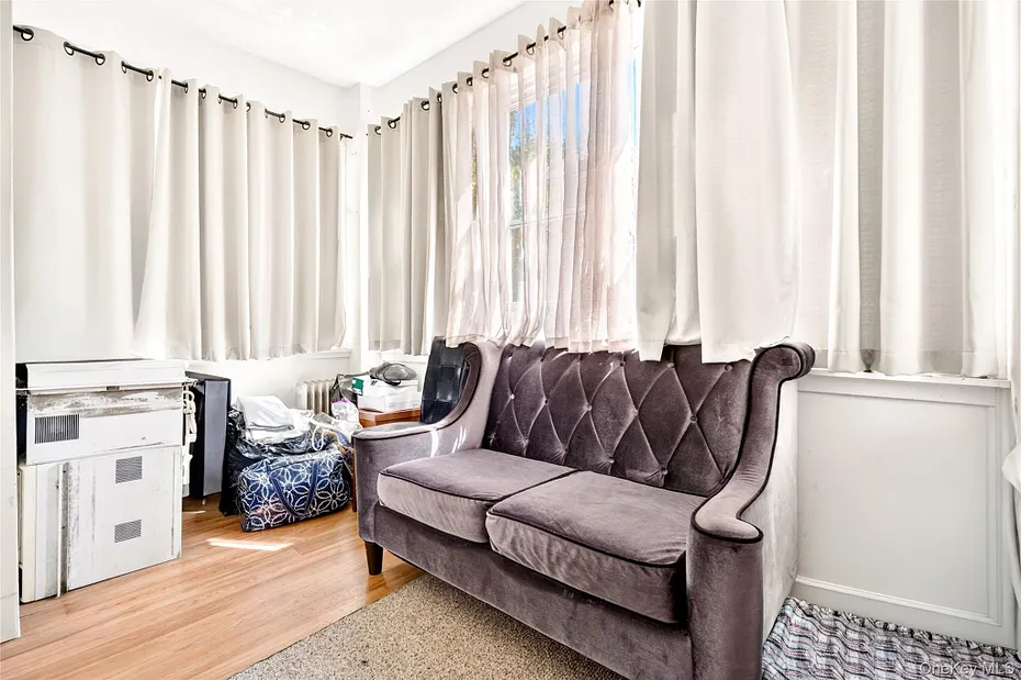 36 S 8th Avenue Photo 12