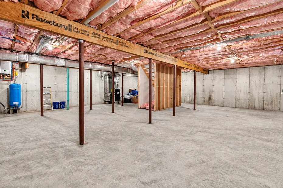 151 Alger Road Photo 29
