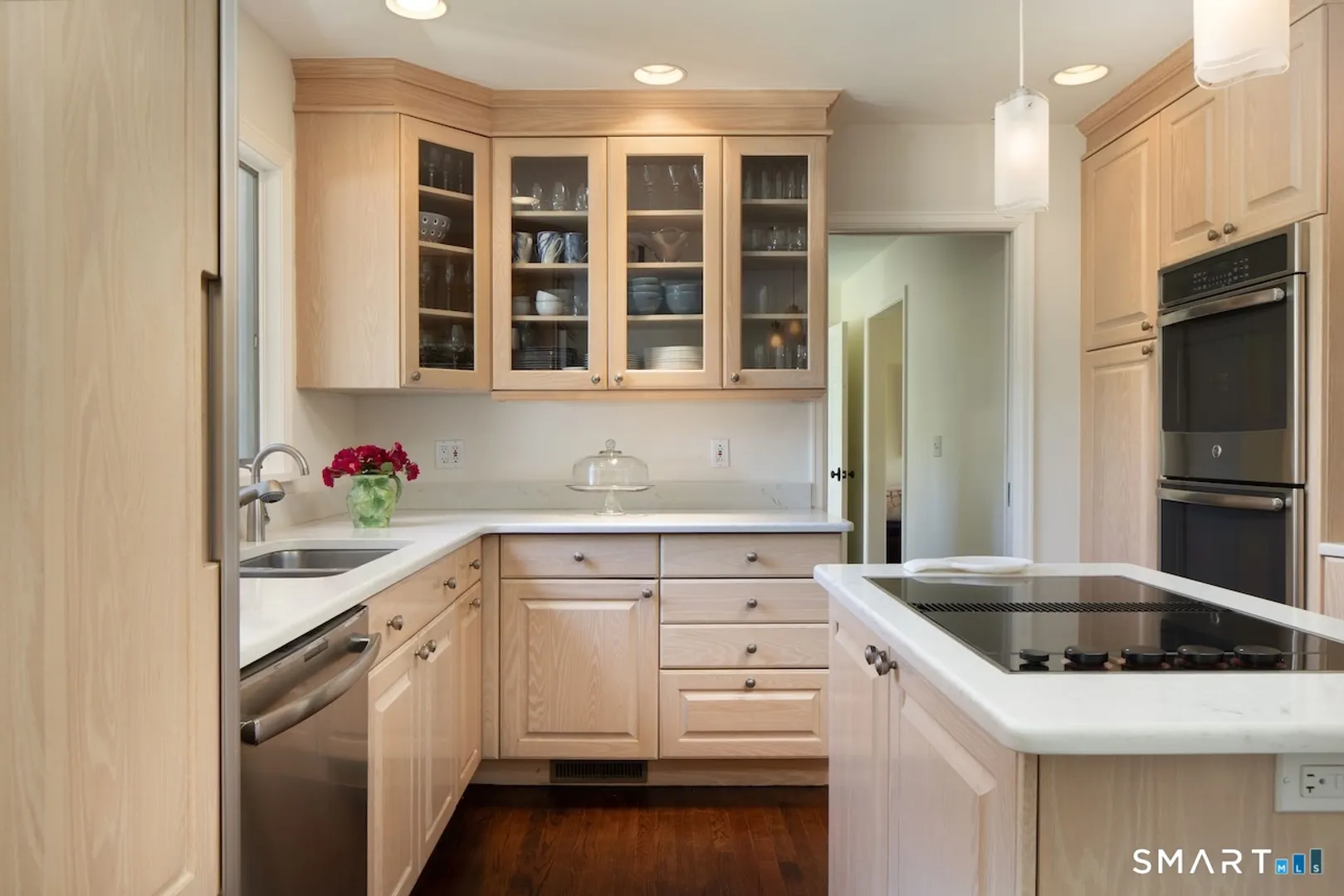 243 Wells Hill Road Photo 17