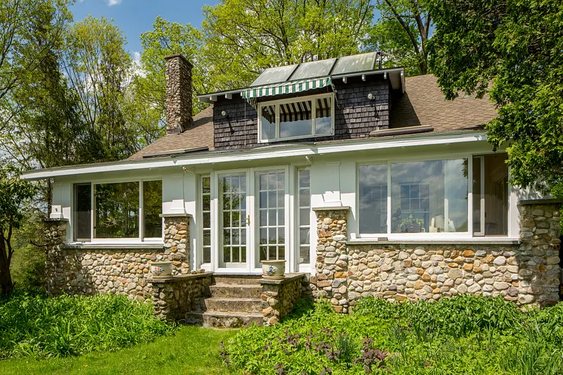 520 White Oaks Rd Photo 4