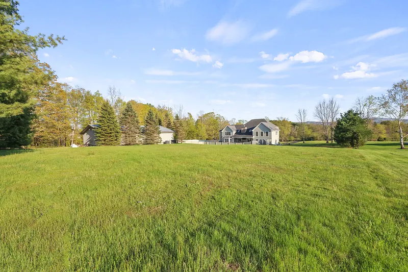 63 Blythewood Dr Photo 45