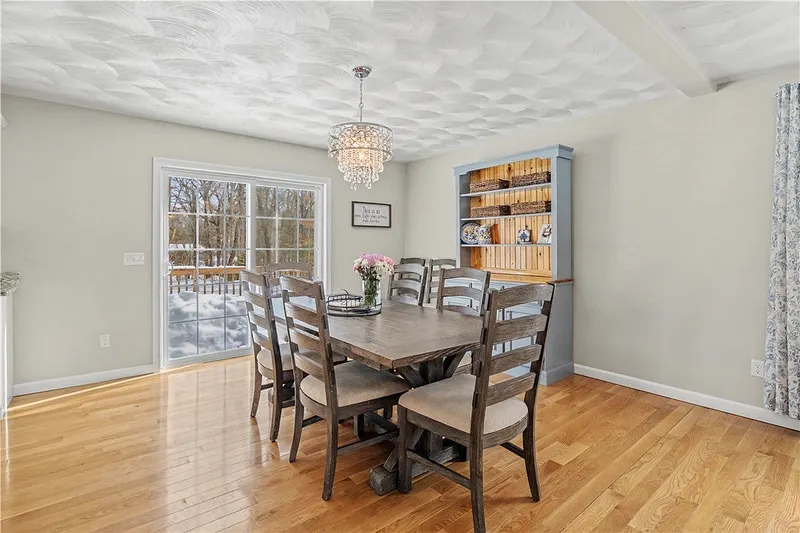 100 Franklin Road Photo 22