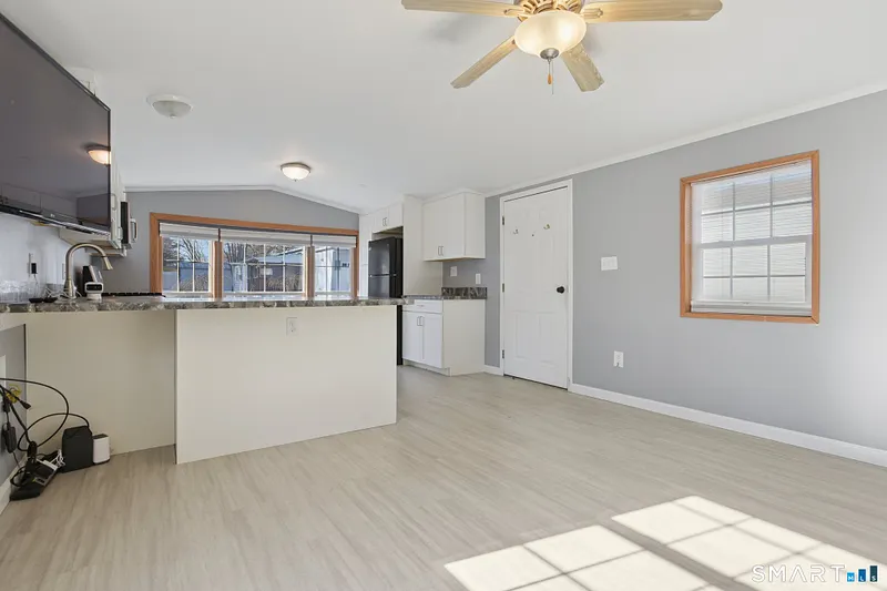 5 Cook Terrace Photo 5