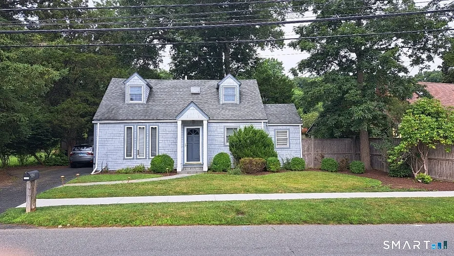 914 South Pine Creek Road Photo 1