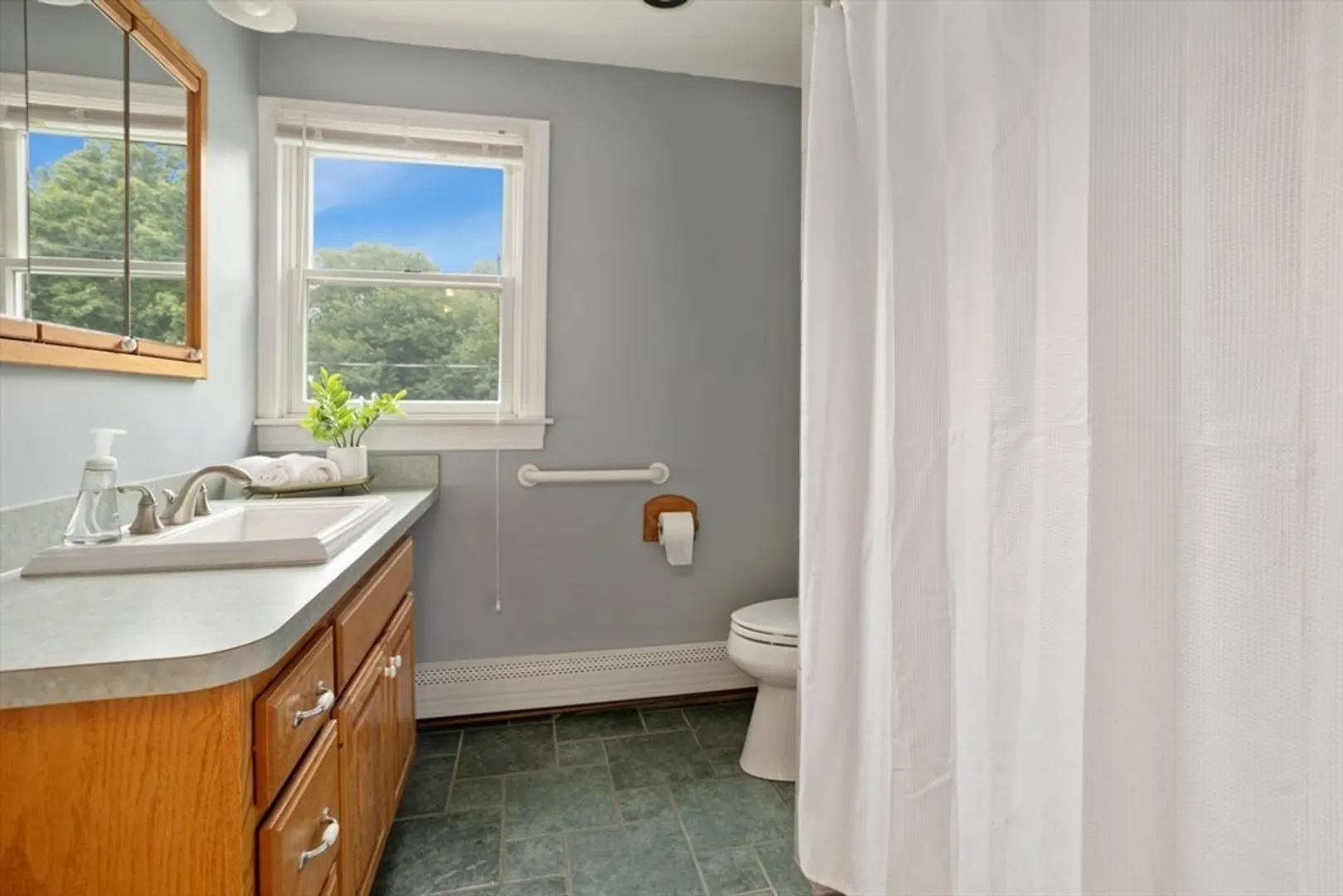 71 Grove Street Photo 21