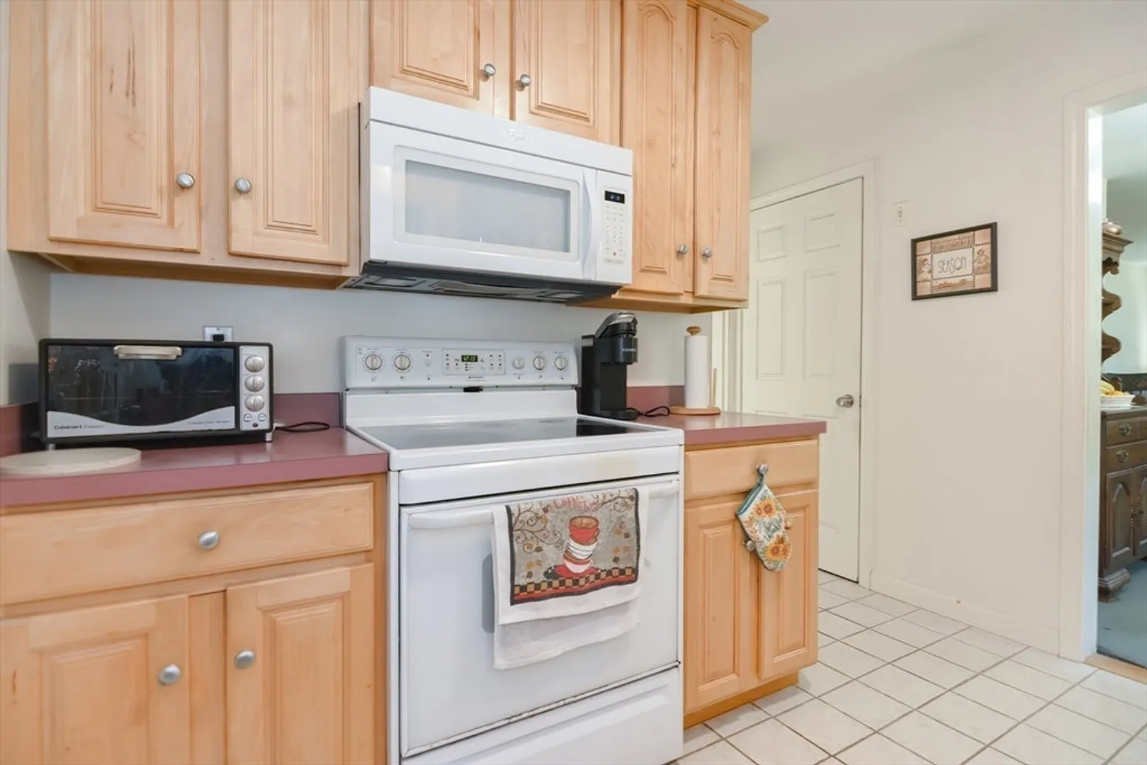 142 Bacon Street Photo 7