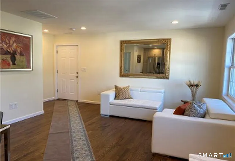 63 Soundview Avenue  #2 Photo 13