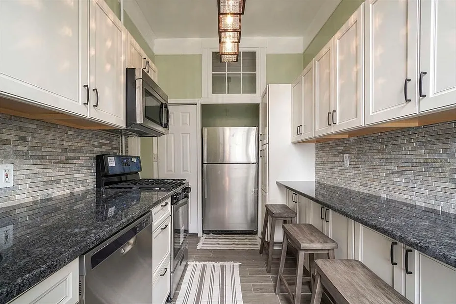 1411 Washington Street  #15 Photo 9