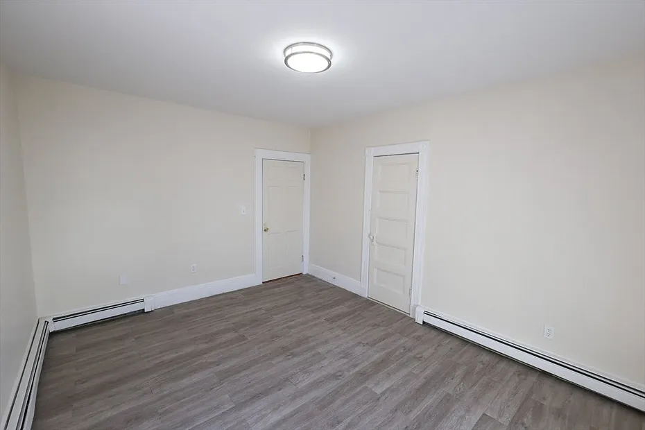 30 Millet Street  #2 Photo 11