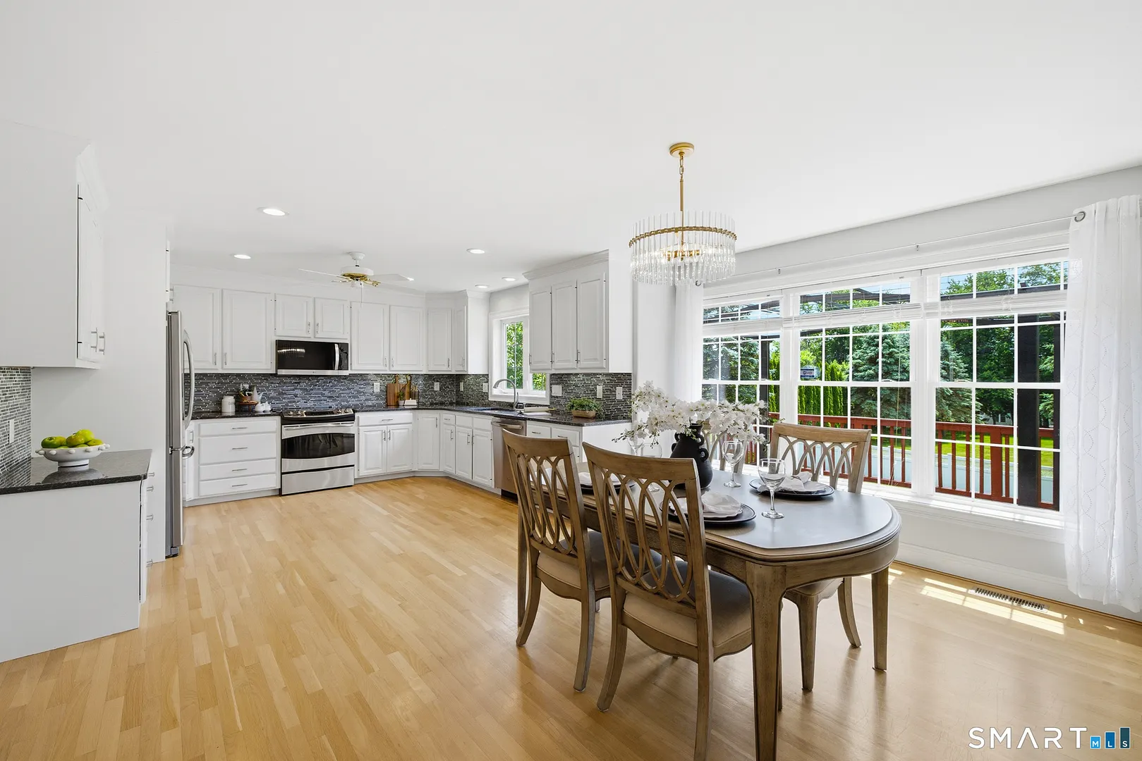 136 Talcott Ridge Road Photo 6
