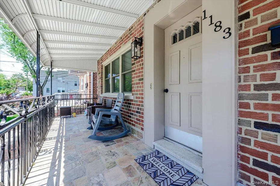 1183 Neill Avenue Photo 3