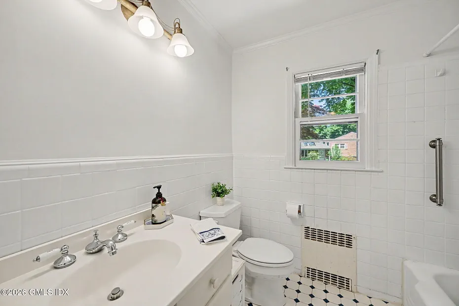 8 Ernel Drive Photo 19