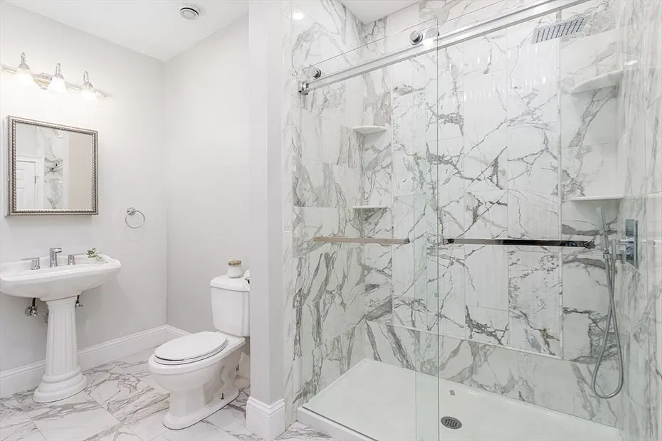 275 Eliot St Photo 14