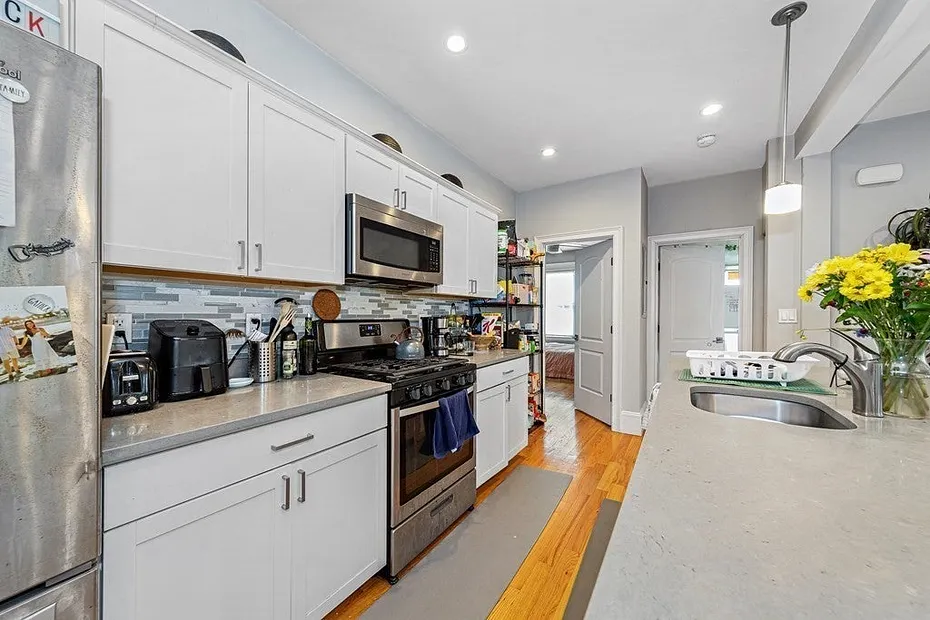 4 Sumner St  #1 Photo 2