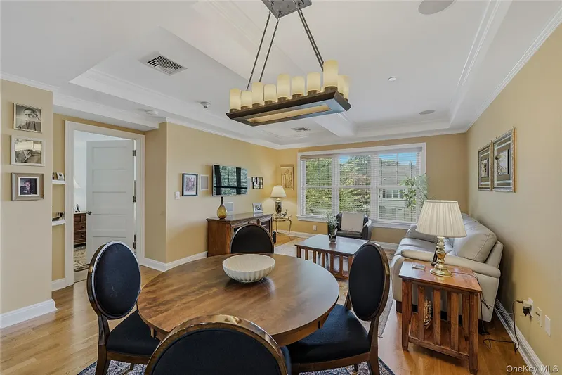 225 Stanley Avenue  #107 Photo 12