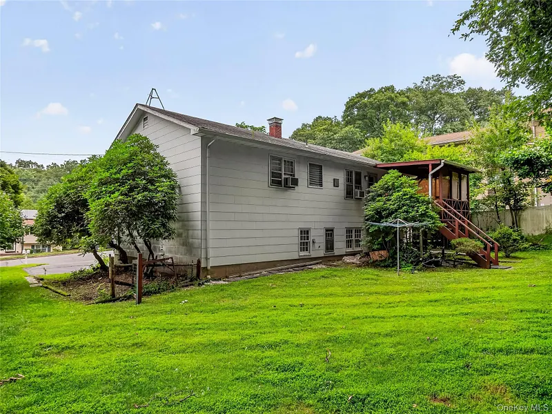 794 Brookridge Drive Photo 32