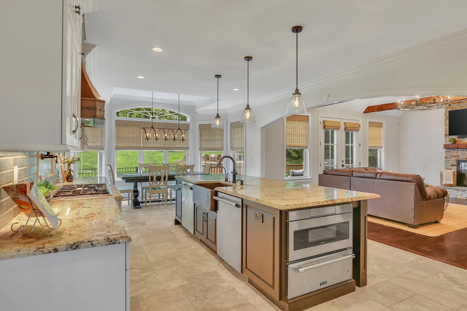 1 Ridgebury Road Photo 14
