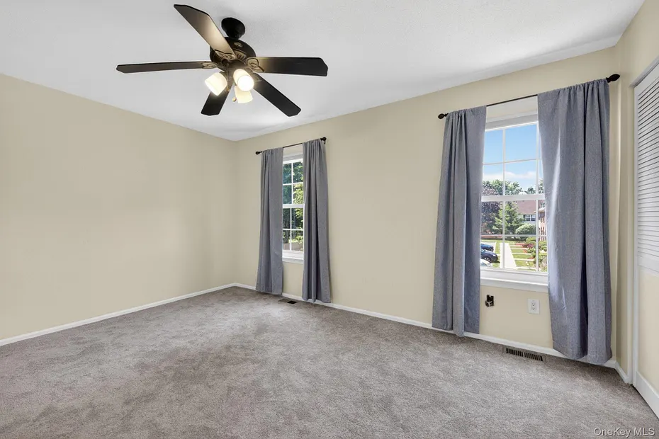 31 Burnett Way Photo 25