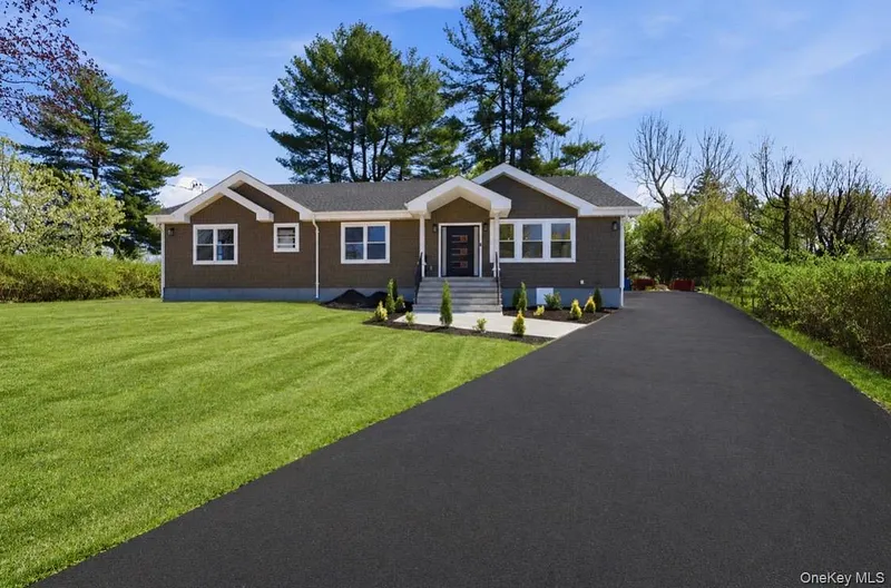 2800 Sarles Drive Photo 2