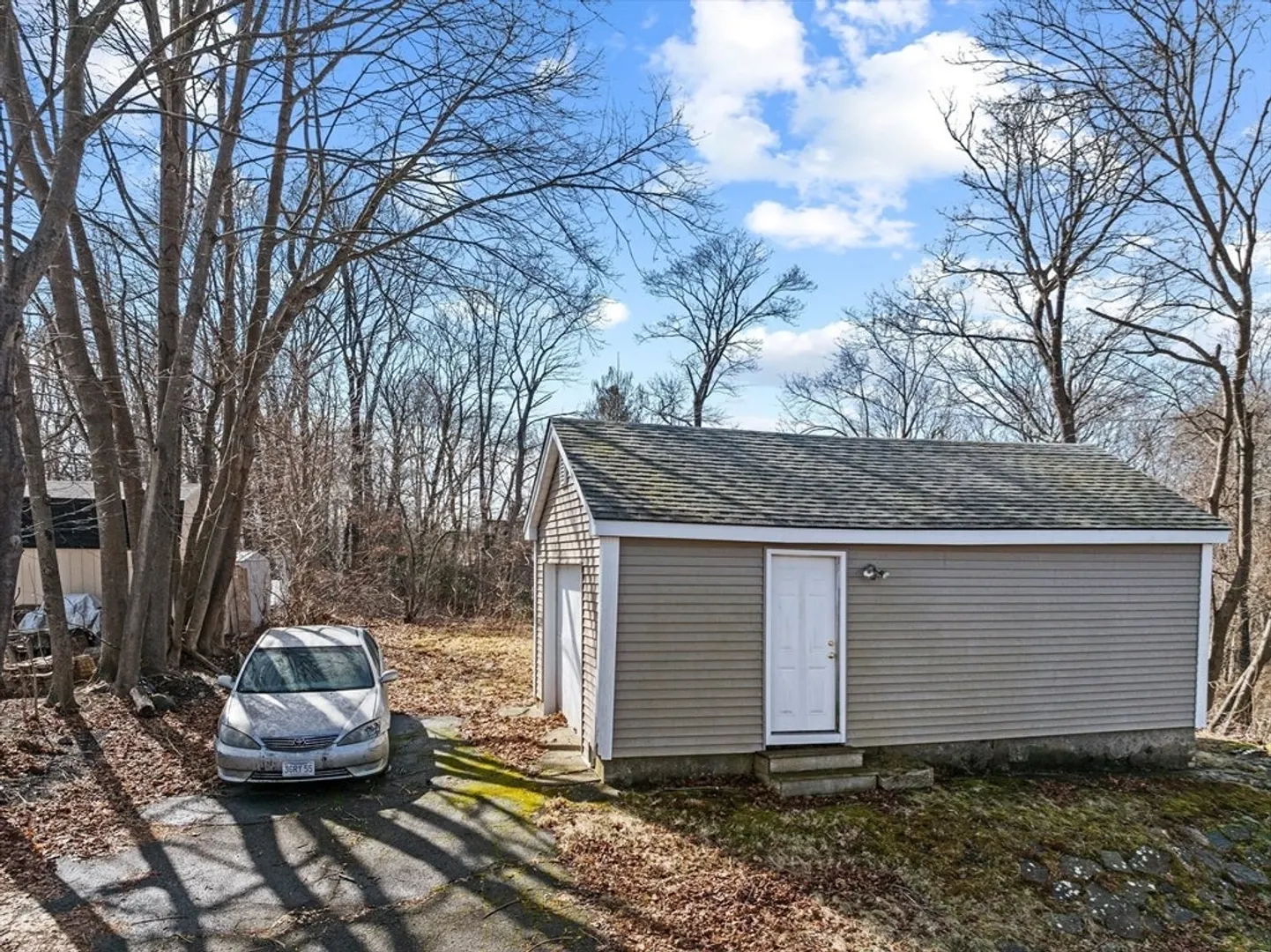 42 Godfrey St Photo 10