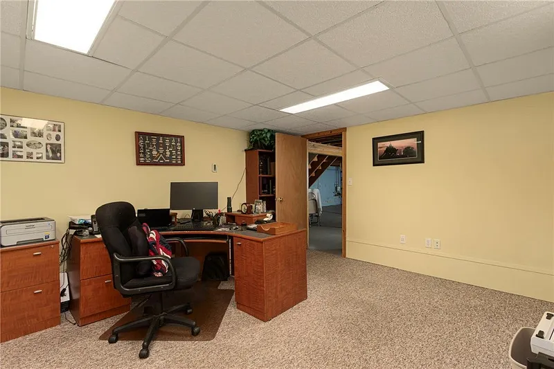 68 Birchwood Drive Photo 38