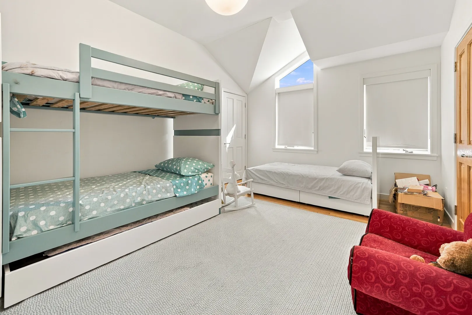 9 Ashley Lane Photo 22