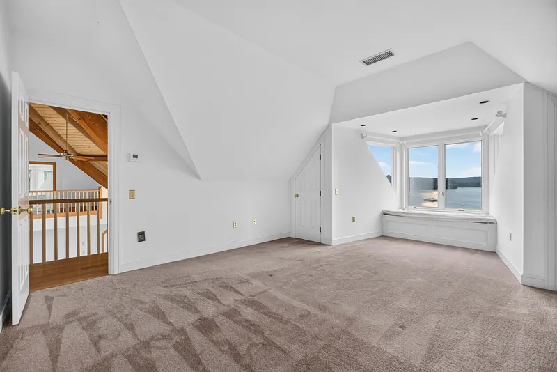 87 Cove Road Photo 28
