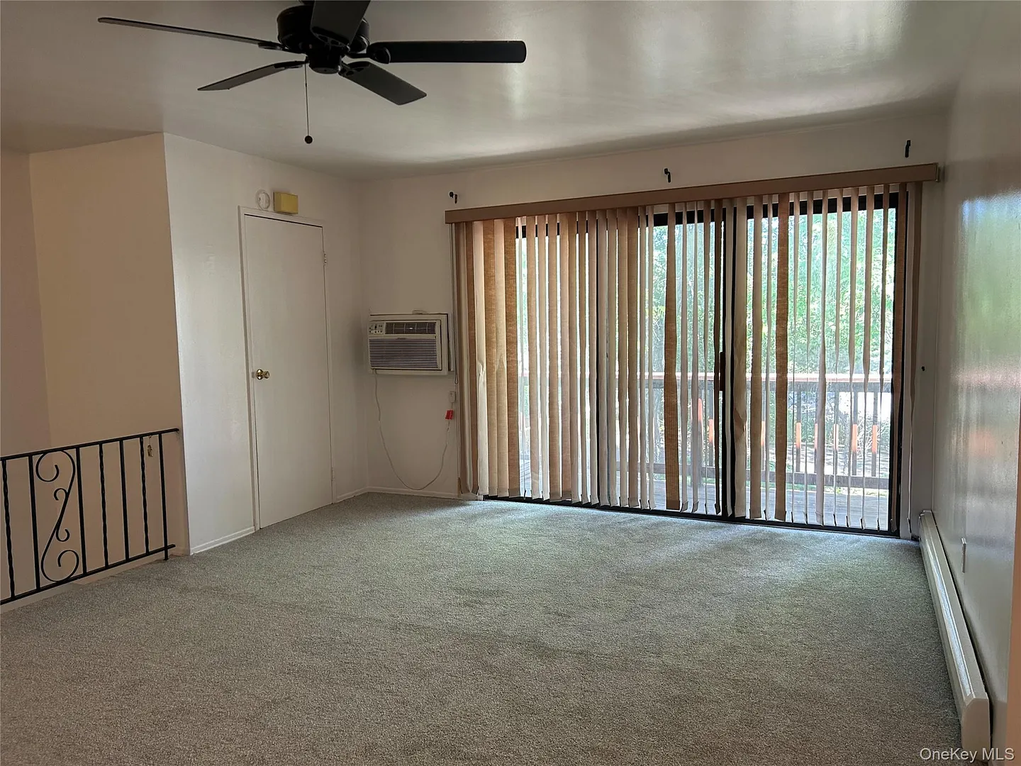 284 Sneden Place W #284 Photo 6
