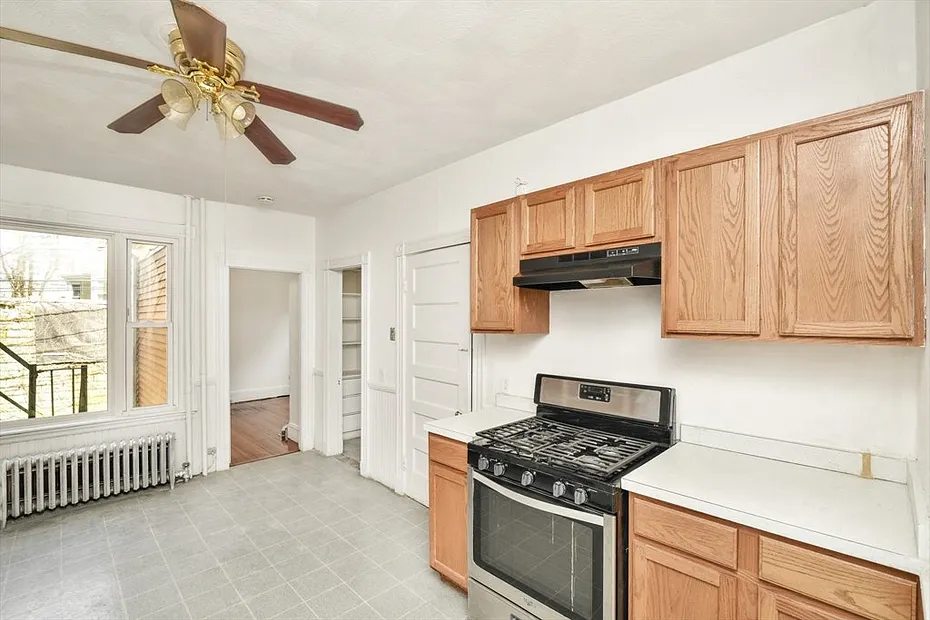 11 Pasadena Rd #1 Photo 4