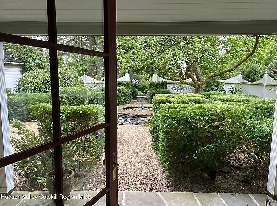 47 White Bridge Road Photo 22