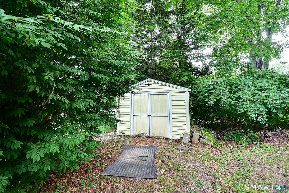 349 Mansfield Avenue Photo 13