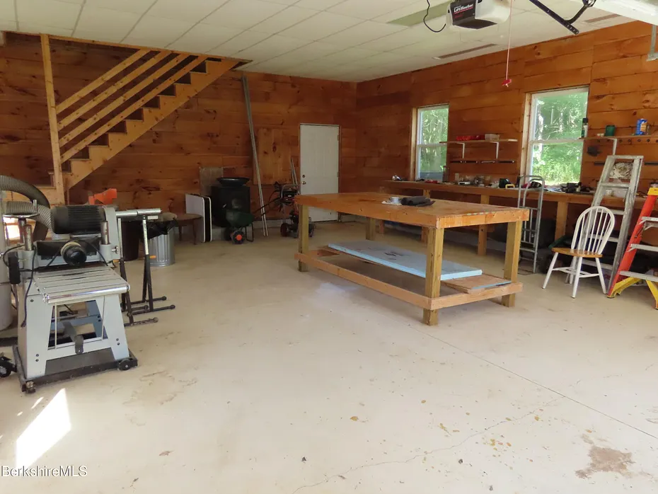 1303 River Rd Photo 39