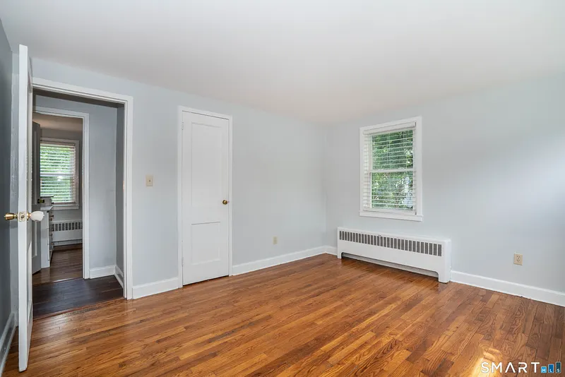 71 Tremper Drive Photo 17