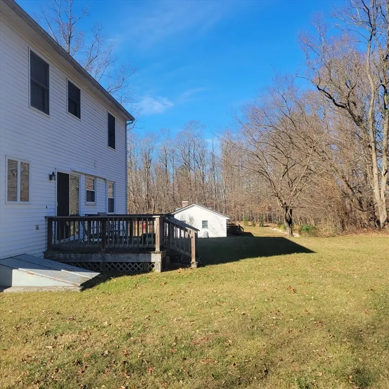 4 Joelle Terrace Photo 9