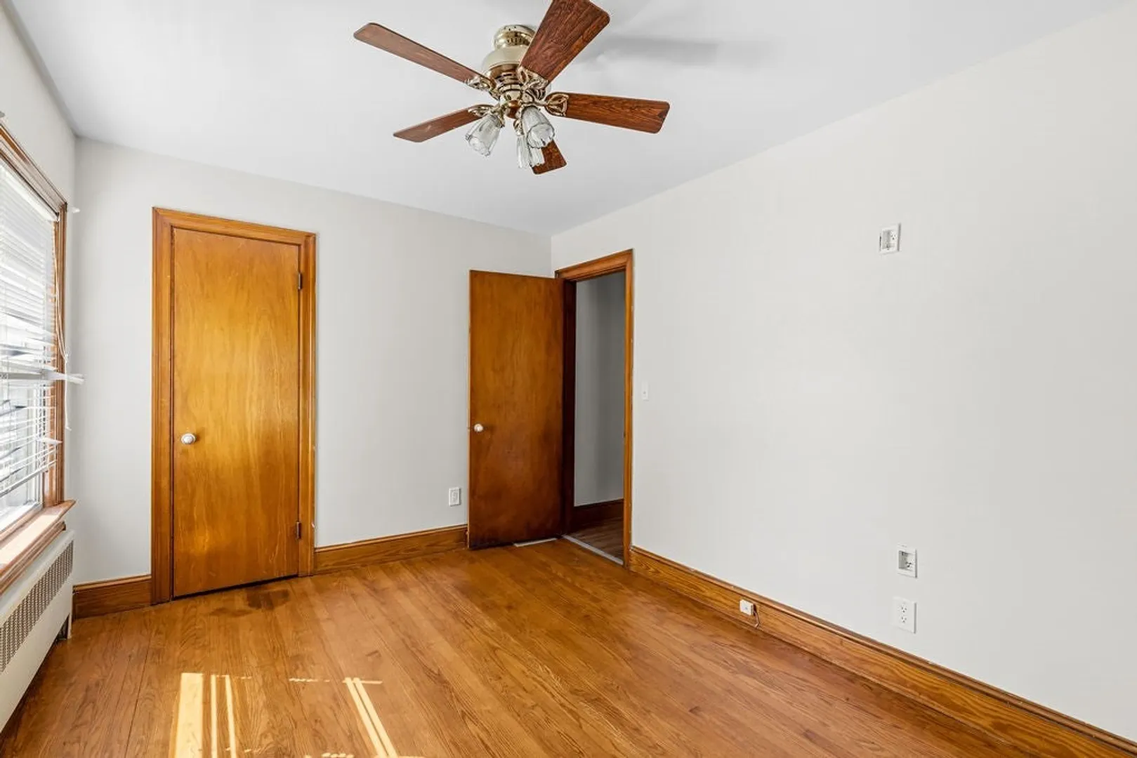 118 Summit Avenue Photo 17