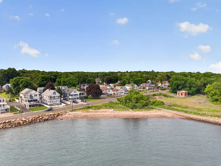 284 Shore Drive Photo 31