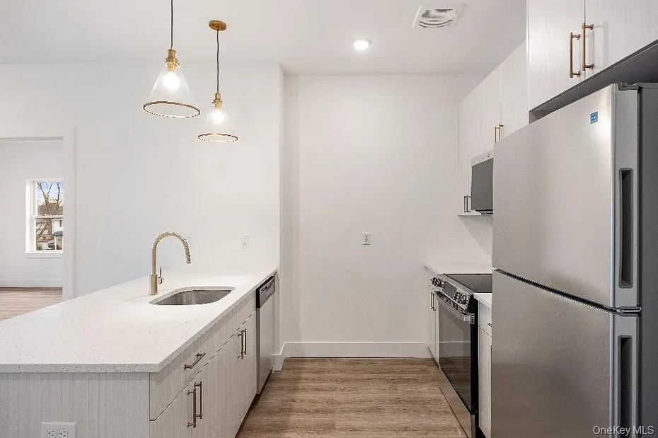 306 Bluestone Court  #104 Photo 16
