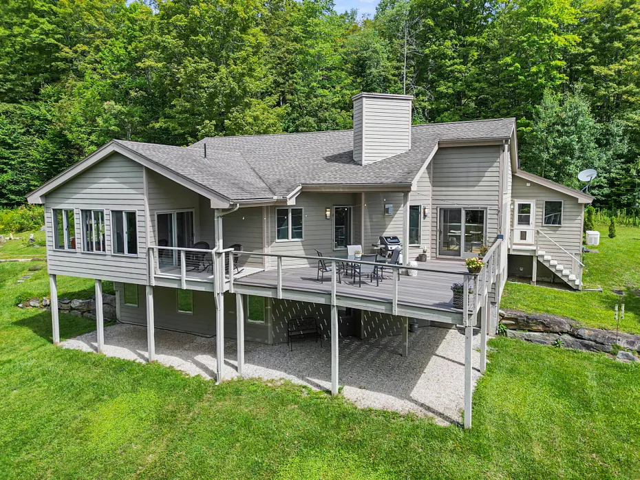 140 Leland Rd Photo 11