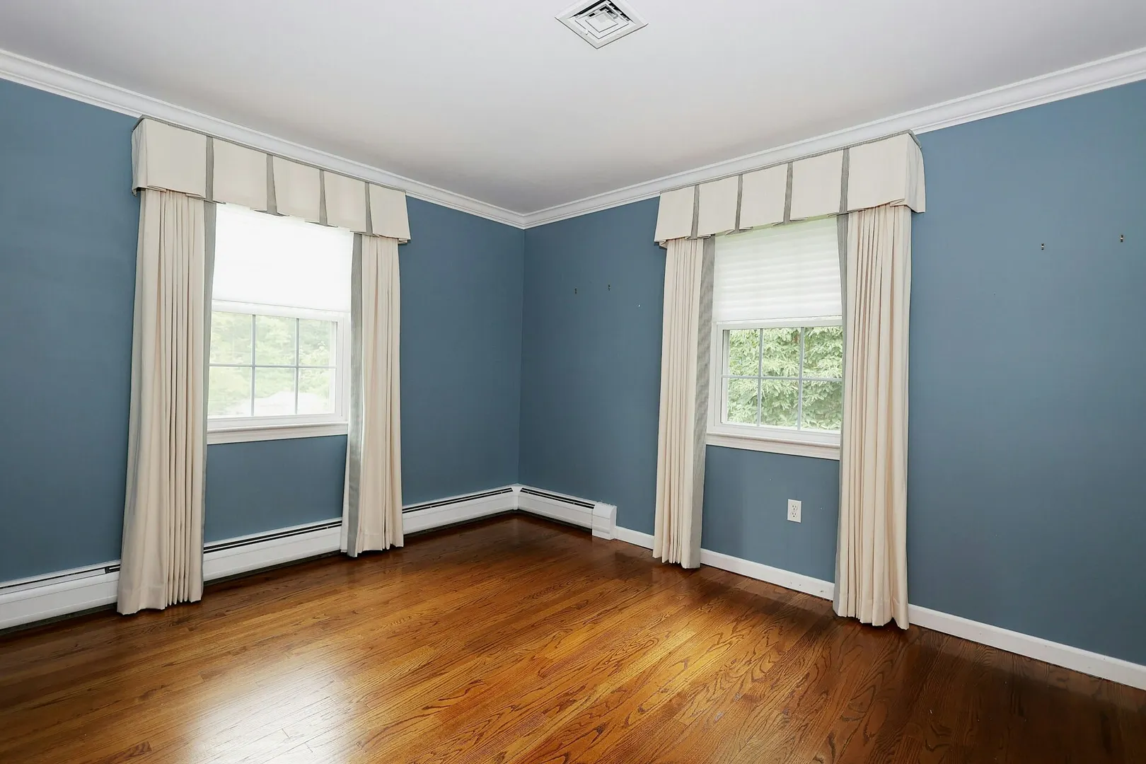 Trumbull Single Family Photo 18