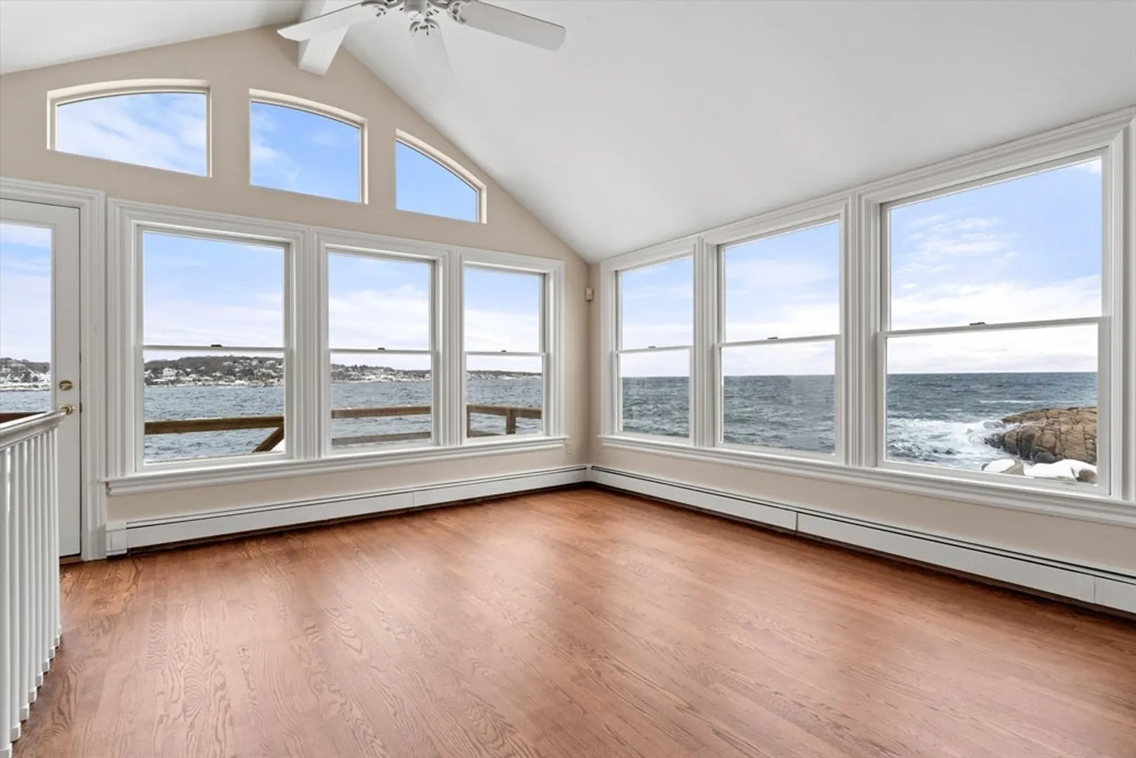 52 Bearskin Neck Photo 1
