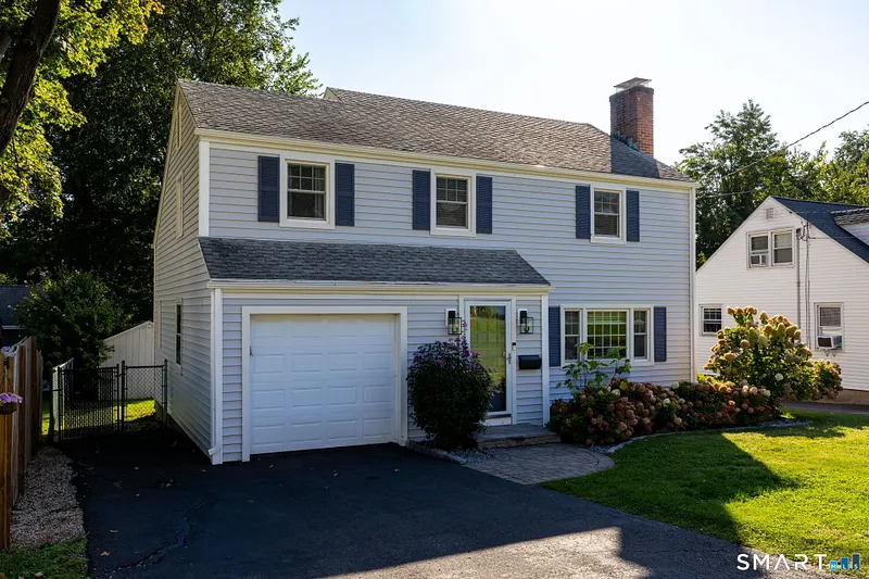 170 Brunswick Avenue Photo 2