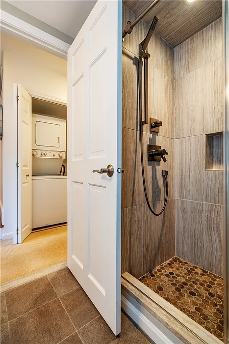 152 Crompton Avenue  #18 Photo 36