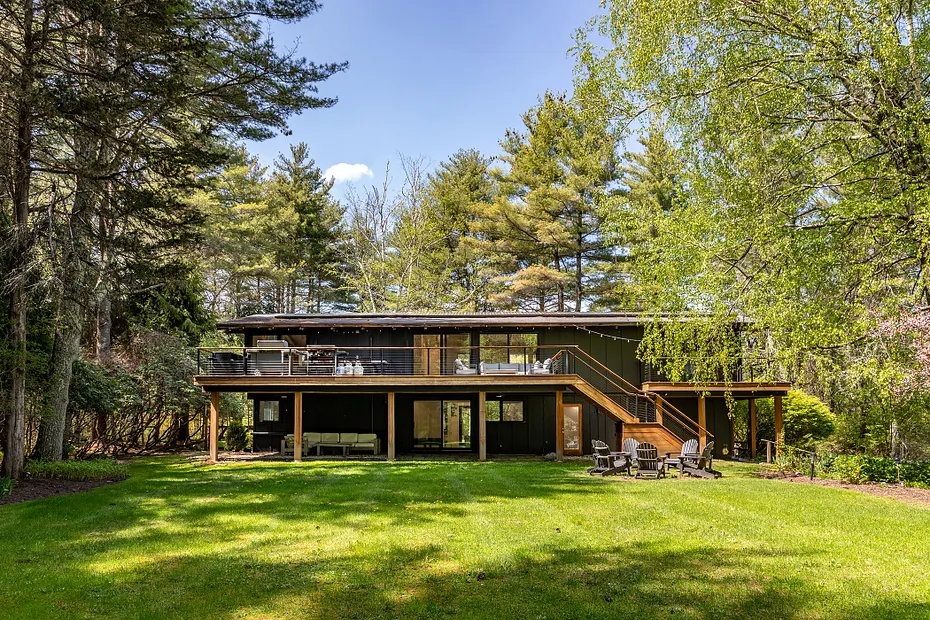 94 Washinee Heights Road Photo 1