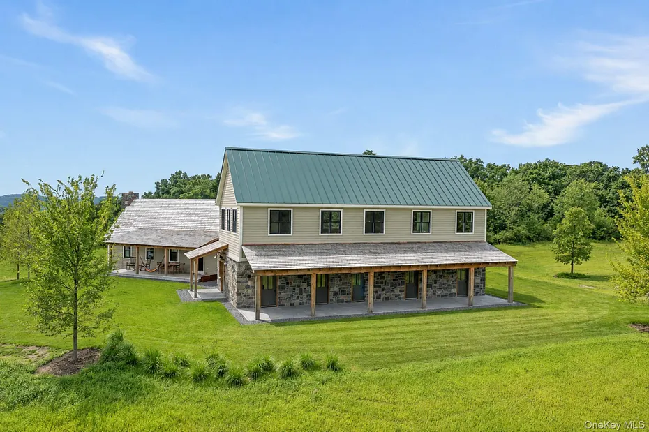 1105 East Ancram Road Photo 2