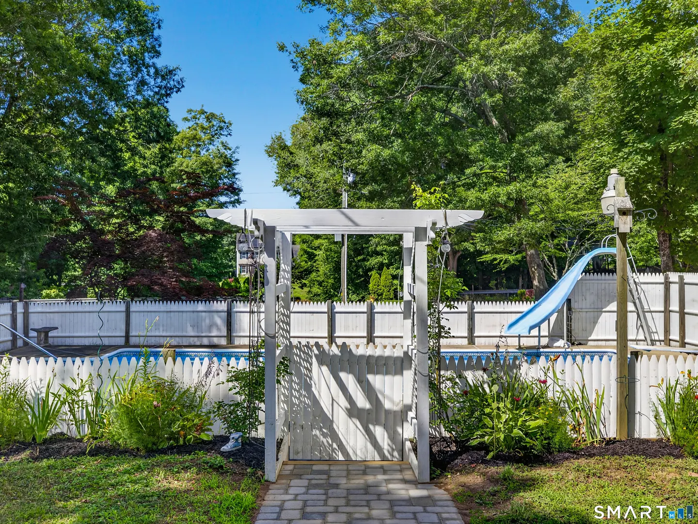 149 Liberty Street Photo 38
