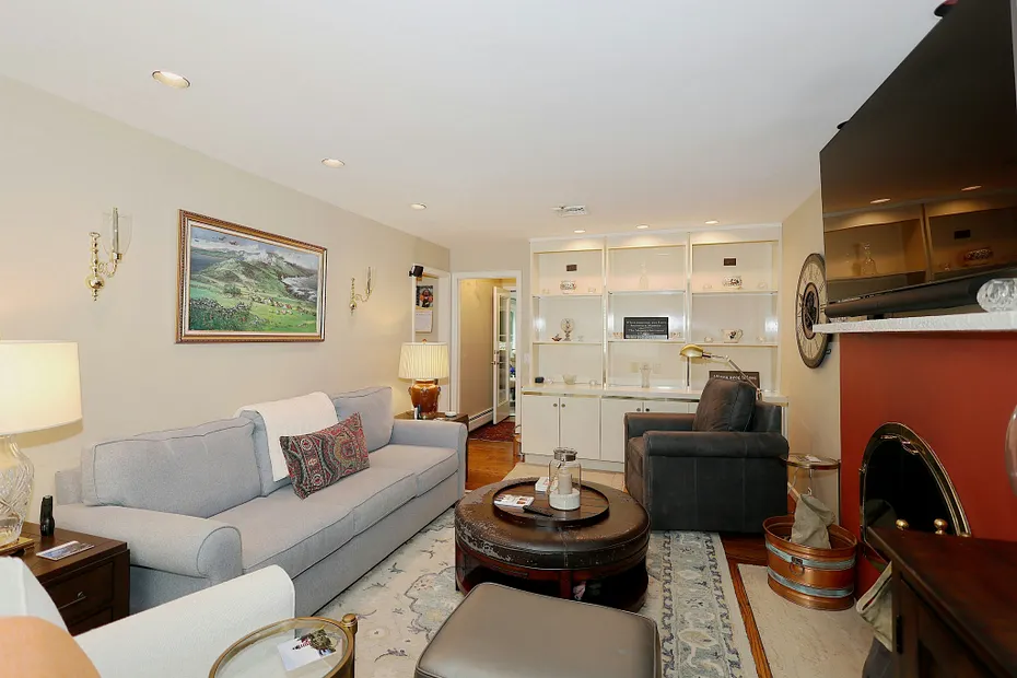 47 Fox Run Road Photo 19