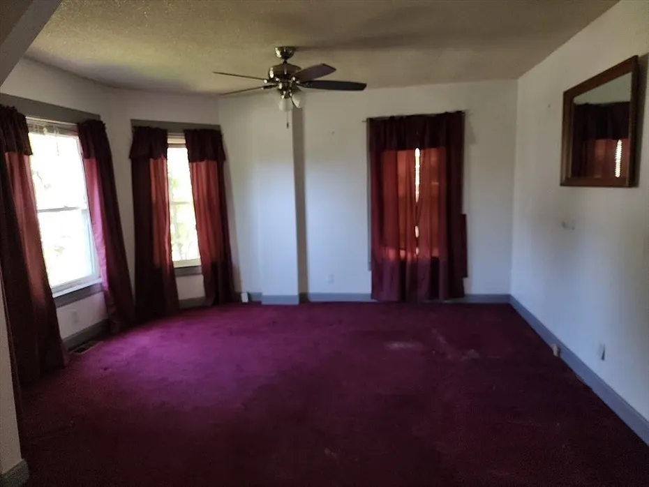 156 Grattan St Photo 13