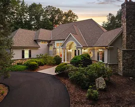10 Pembroke Hill
