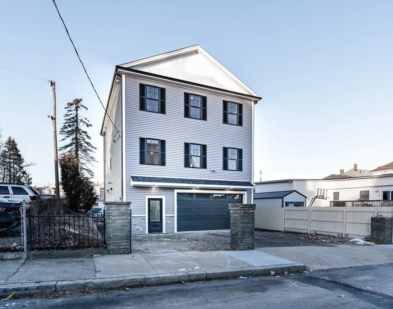 214 Horton St Photo 1