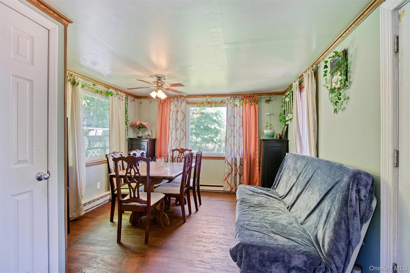 32 Mager Avenue Photo 8